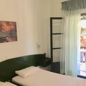 Nikos , Άφυτος Ελλάδα