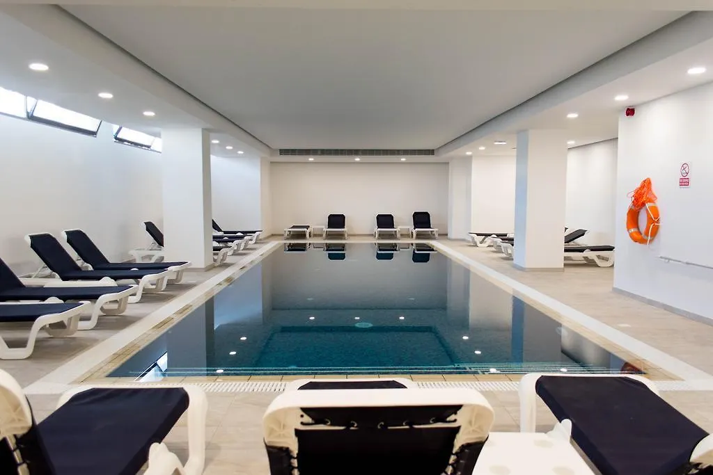 פרוטאראס Mandali Hotel